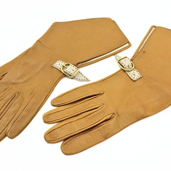 Authentic Hermes Stylish Lambskin Leather Gloves - Picture 4 of 7